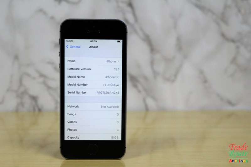 APPLE IPHONE SE | FLLN2SO/A | A1723 | FINGERPRINT ID | SMART PHONE