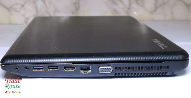 Toshiba Satellite Pro C50-A0544 Laptop - Intel i3 4000M 2.4GHz - 4GB RAM - 500GB HDD