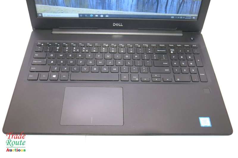 Dell Latitude 3590 Core i5 8th Gen 15.6 Inch Full HD (1920x1080) Laptop 16GB/256GB [Faulty Battery]
