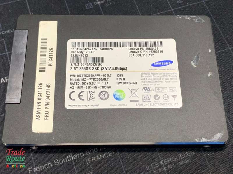 Samsung 256GB SSD - Solid State Drive 2.5` [ 45N8426 ]