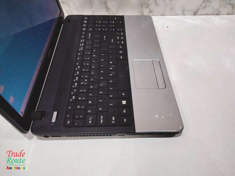 Acer Aspire E1-571 15.6` Laptop | Intel Core i3 3110M 2.4GHz | 4GB RAM | 500GB HDD - LOW BATTERY