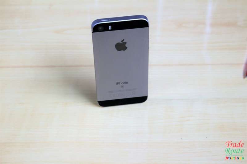 APPLE IPHONE SE | FLLN2SO/A | A1723 | FINGERPRINT ID | SMART PHONE