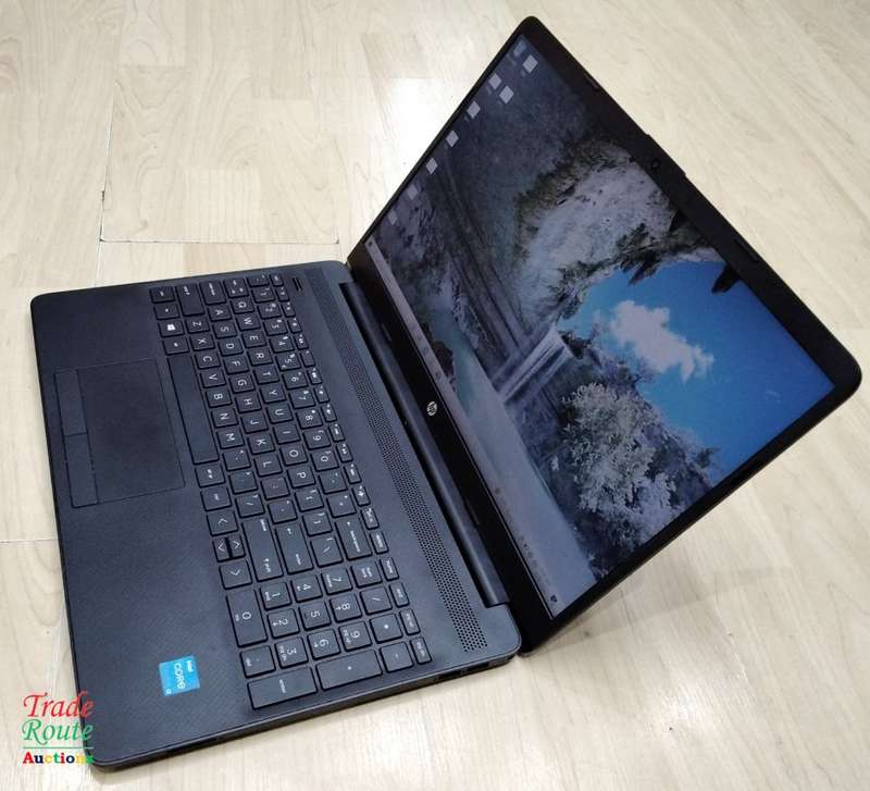 HP 15.6" Laptop 15-dw3xxx Intel i3 1115G4 11th Gen 3.0Ghz - 4GB RAM - 1TB HDD + 256GB SSD