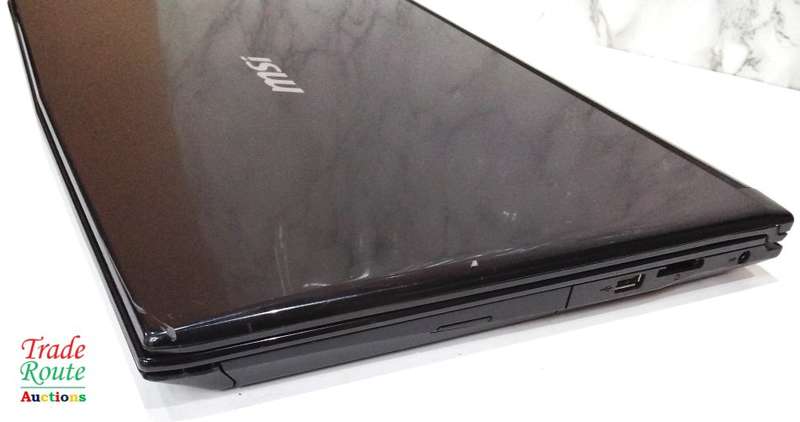 MSI CR72 6M 17.3 inch i7 Gaming Laptop | Monster Full HD Gaming 16GB RAM 240GB SSD
