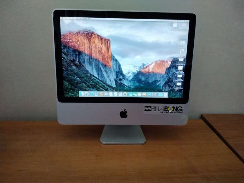 iMac 20-Inch `Core 2 Duo` 2.4Ghz - All in One Desktop Computer - ATI Radeon Graphics