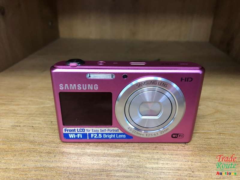 Samsung DV150F 16.2MP Smart WiFi Digital Camera with 5x Optical Zoom & 2.7" / 1.48" front LCD