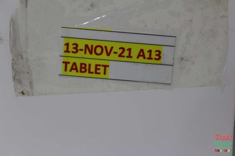 Samsung Galaxy Tab GT-P1000 16GB TouchScreen Tablet