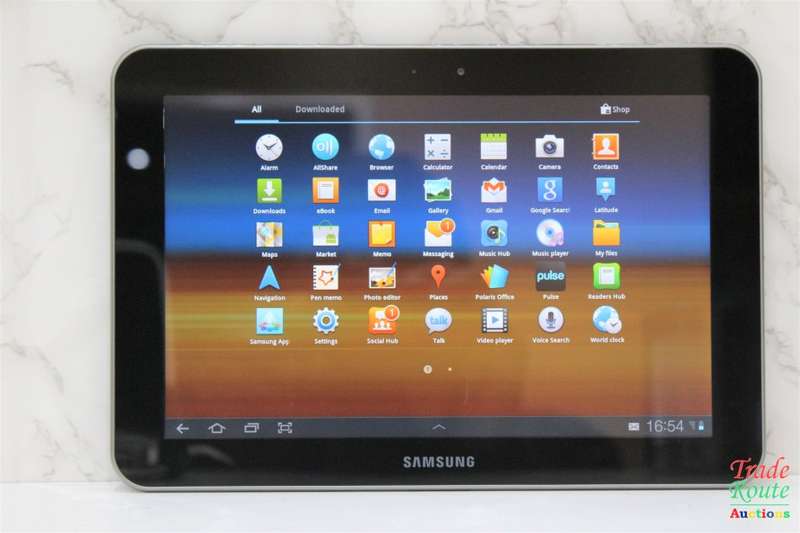 Samsung Galaxy Tab  GT-P7300 32GB TouchScreen Tablet