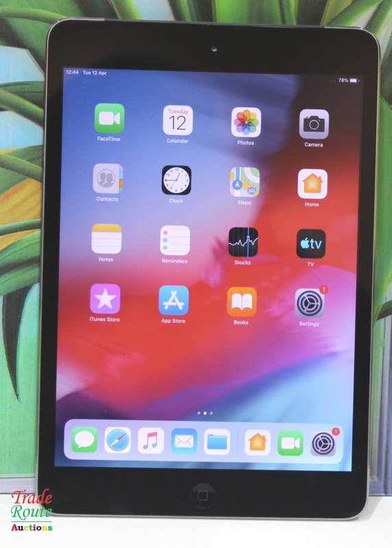 APPLE IPAD MINI 2 | 32GB | ME820B/A  with Retina display Wi-Fi + Cellular