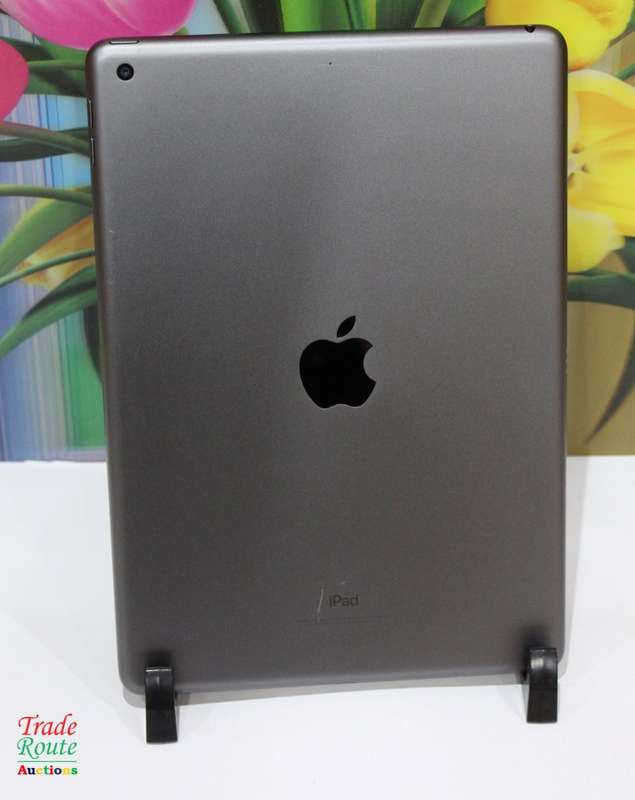 Apple iPad 7th Gen (A2197) 10.2" 32GB - Space Grey