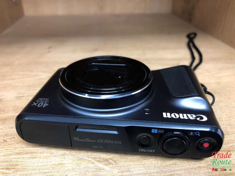 Canon PowerShot SX720 HS Digital Camera (20.3 Megapixel, 40x Optical Zoom)  LCD