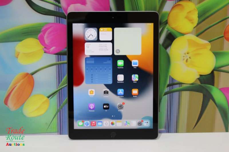 Tablet Apple iPad 5th Gen | MP2H2HC/A | WiFi | 128GB | SPACE GREY | A1822 | RETINA 9.7 inch