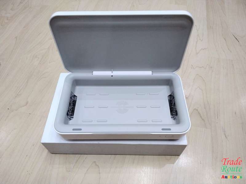 UV Sterilizer with Wireless Charging - White - designed for Samsung
