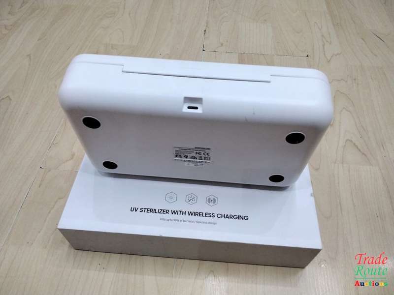 UV Sterilizer with Wireless Charging - White - designed for Samsung