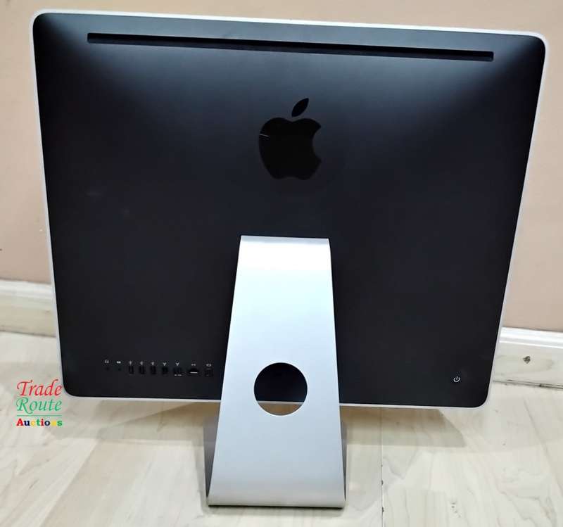 iMac 20-Inch "Core 2 Duo" 2.4Ghz - All in One COMPUTER Desktop - 4GB RAM - 320GB HDD