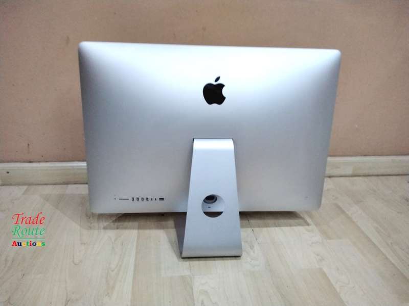 [CRACKED OUTER GLASS] Apple iMAC Retina 5K Display 2017 | 27 INCH | Core i5 * RADEON PRO 570 4GB