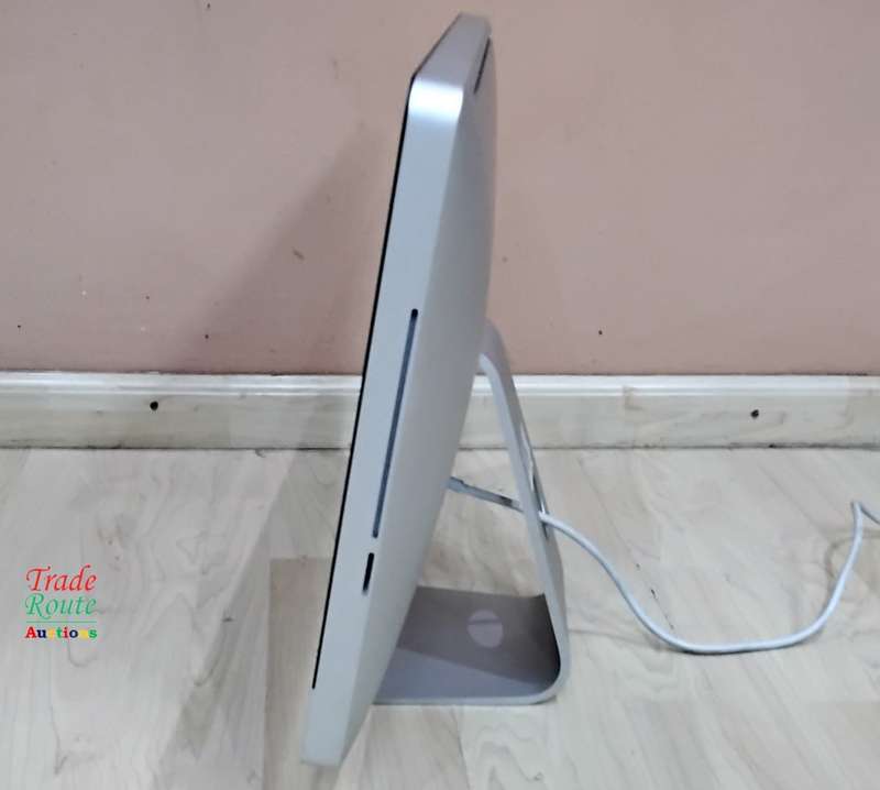 Apple iMAC | 21.5 INCH | Core 2 Duo 3.06Ghz | 4GB RAM | 500GB HDD - Nvidia Geforce Graphics