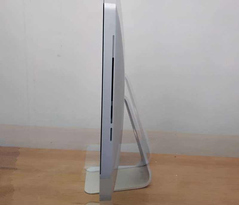 iMAC | 21.5 INCH | Core 2 Duo 3.06Ghz | 4GB RAM | 500GB HDD - Nvidia Geforce Graphics AIO Computer