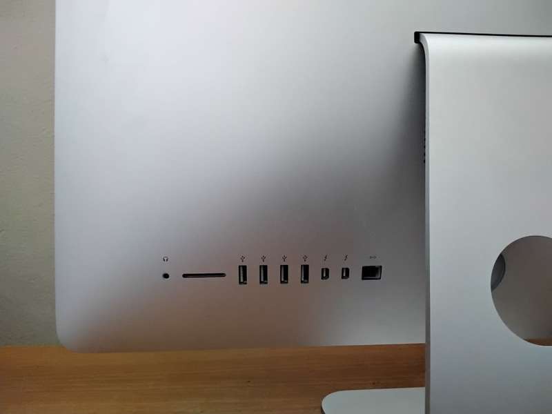 iMAC Stylish | 21.5 INCH | Core i5 2.7GHz | 8GB RAM | 1TB HDD  * ULTRASLIM * Intel Iris Pro Graphics