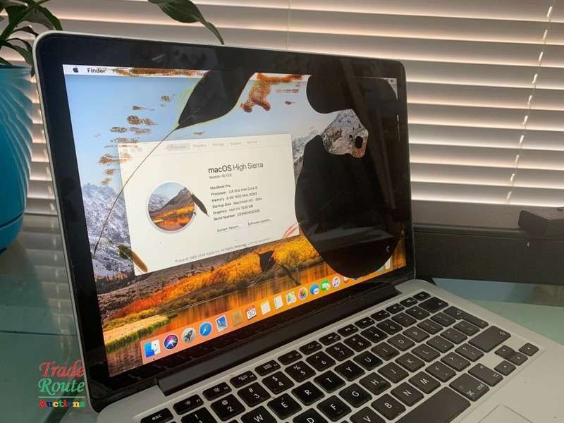 MacBook Pro 13.3-inch 2014 Retina | Core i5 2.8GHz | 8GB RAM | 500GB SSD - Cracked LCD For Repairs