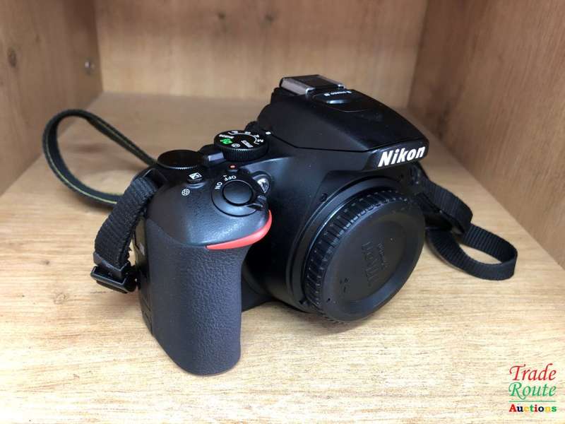 NIKON D5600 DSLR CAMERA BODY