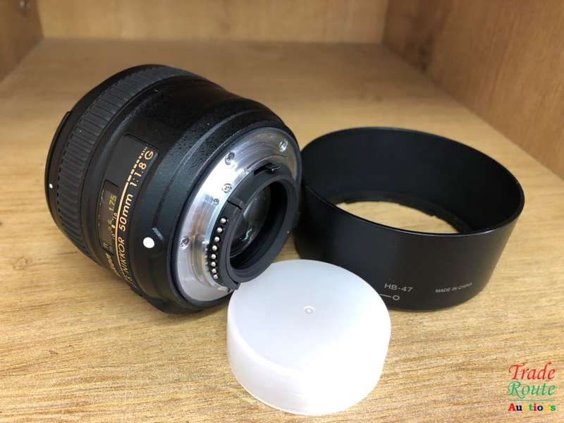 Nikon 50mm f/1.8G AF-S Nikkor Lens for Nikon Digital SLR Cameras
