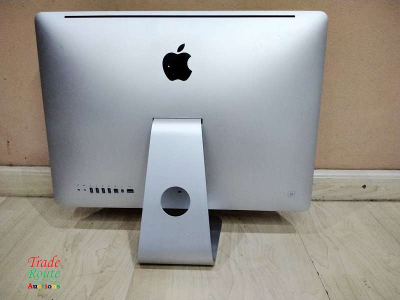 Apple Imac | 21.5 Inch | Core i5 2.5GHz 12GB RAM 1TB HDD * Amd Radeon Hd Graphics