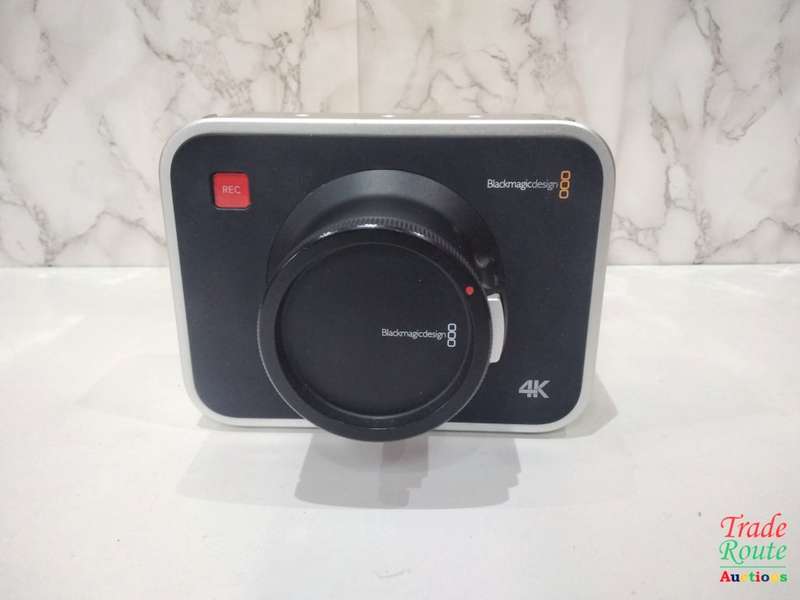 Blackmagic Design Production Camera 4K - EF MOUNT