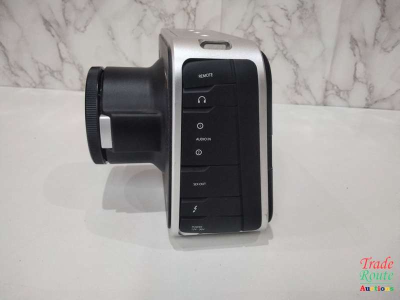 Blackmagic Design Production Camera 4K - EF MOUNT
