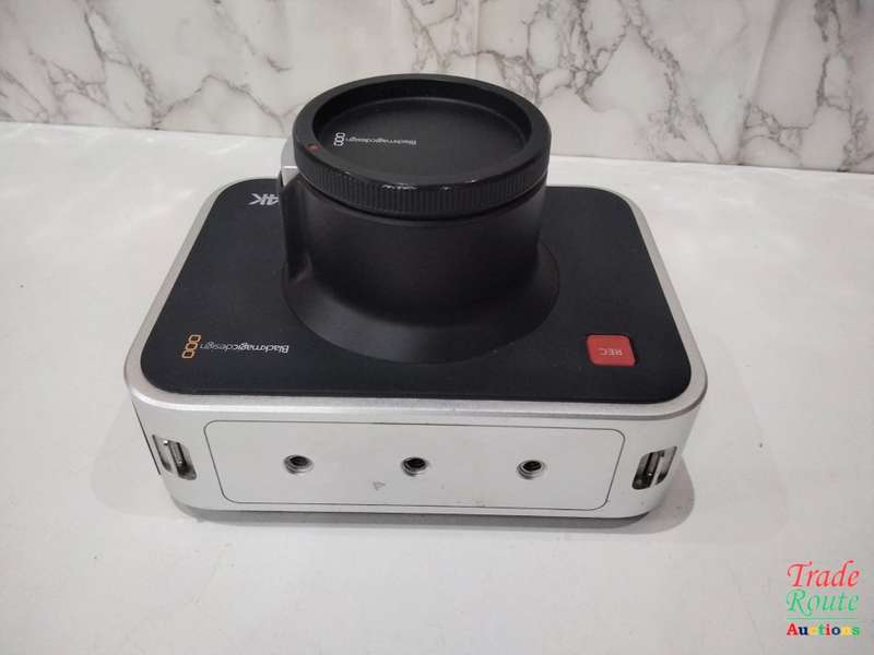 Blackmagic Design Production Camera 4K - EF MOUNT