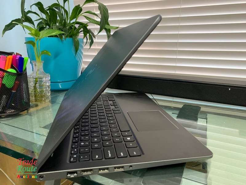 Dell Vostro 5568 15.6" LAPTOP | Core i7 7th Gen 8GB RAM 250GB SSD | Nvidia 940MX 4GB | LOW BATTERY