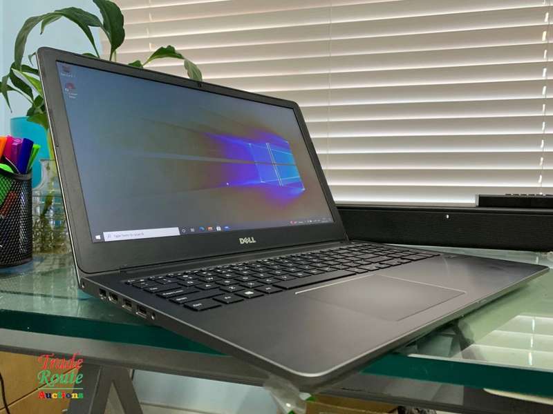 Dell Vostro 5568 15.6" LAPTOP | Core i7 7th Gen 8GB RAM 250GB SSD | Nvidia 940MX 4GB | LOW BATTERY