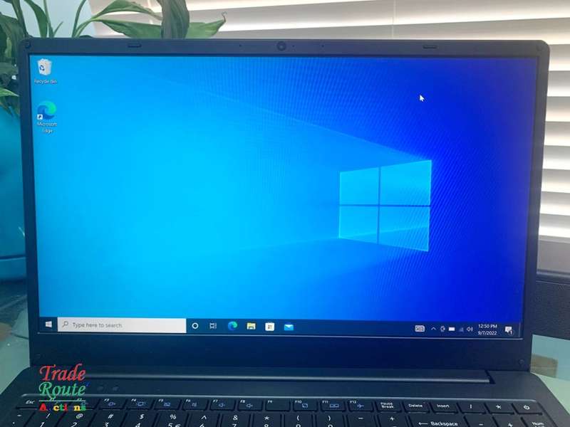 Dynabook Satellite Pro C50-H-103 - Core i3 10th Gen - 8GB HDD - 256GB SSD