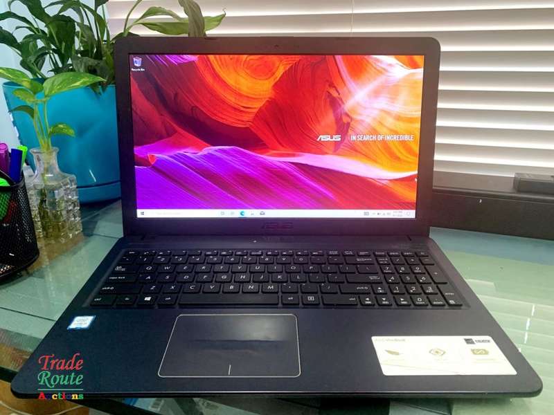 ASUS VIVOBOOK X540UA 15.6 INCH NOTEBOOK | CORE i3 6100U 6th Gen 2.3GHZ | 4GB RAM | 1TB HDD