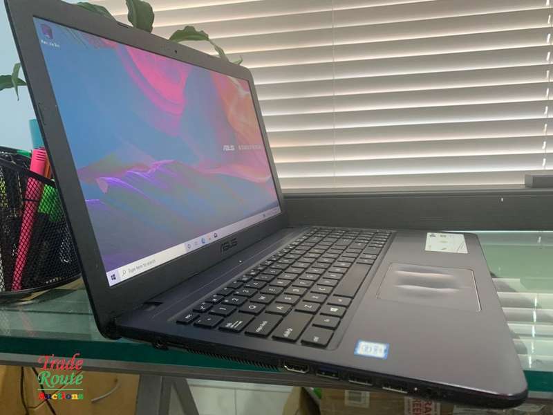 ASUS VIVOBOOK X540UA 15.6 INCH NOTEBOOK | CORE i3 6100U 6th Gen 2.3GHZ | 4GB RAM | 1TB HDD