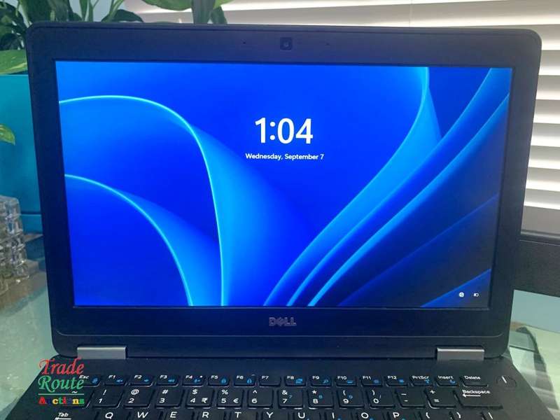 DELL LATITUDE E7270 12.5inch LAPTOP | CORE i7 6600U 2.6GHz | 8GB RAM | 256GB SSD SOLID STATE DRIVE
