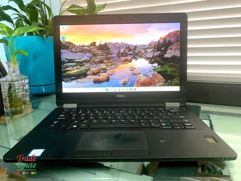 DELL LATITUDE E7270 12.5inch LAPTOP | CORE i7 6600U 2.6GHz | 8GB RAM | 256GB SSD SOLID STATE DRIVE