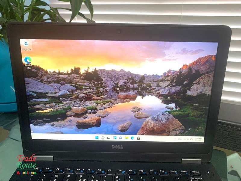 DELL LATITUDE E7270 12.5inch LAPTOP | CORE i7 6600U 2.6GHz | 8GB RAM | 256GB SSD SOLID STATE DRIVE