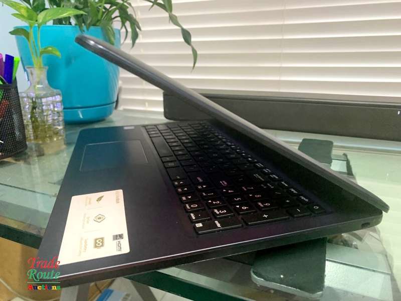 ASUS VIVOBOOK X540UA 15.6 INCH NOTEBOOK | CORE i5 8250U 8th Gen 1.8GHZ | 4GB RAM | 1TB HDD