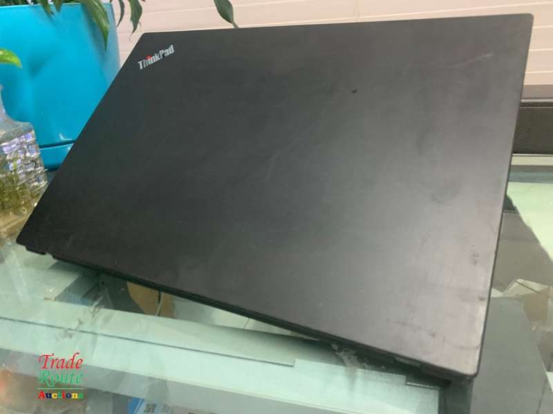 Lenovo ThinkPad T490 20N3 Intel Core i5 8365U 1.6 GHz - 8GB RAM - 256GB SSD