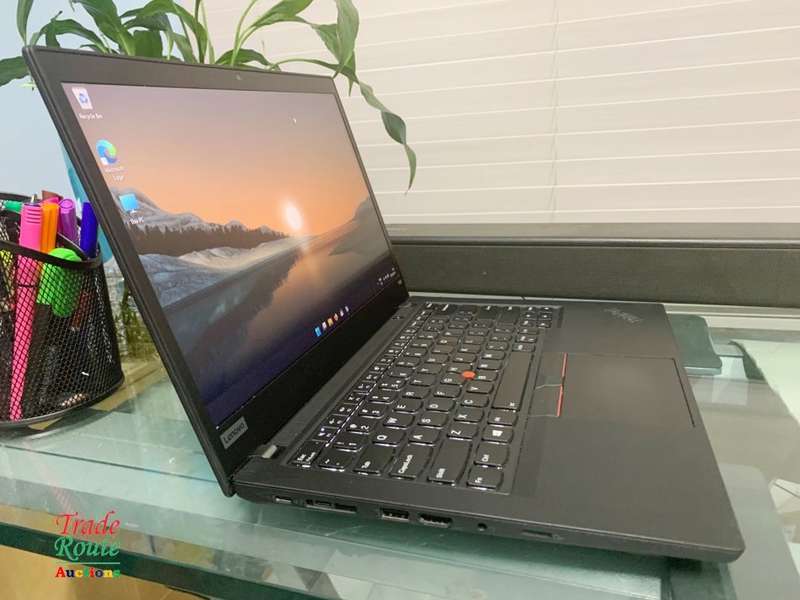 Lenovo ThinkPad T490 20N3 Intel Core i5 8365U 1.6 GHz - 8GB RAM - 256GB SSD