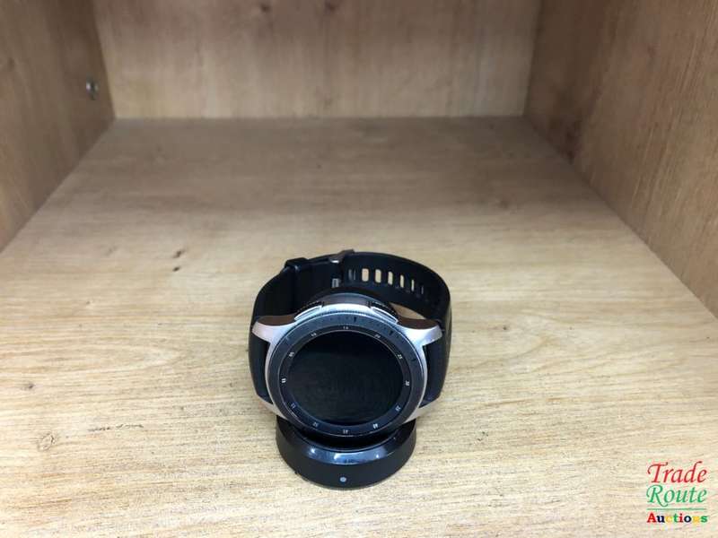 Samsung Galaxy 46mm Smart Watch Bluetooth SM-R800