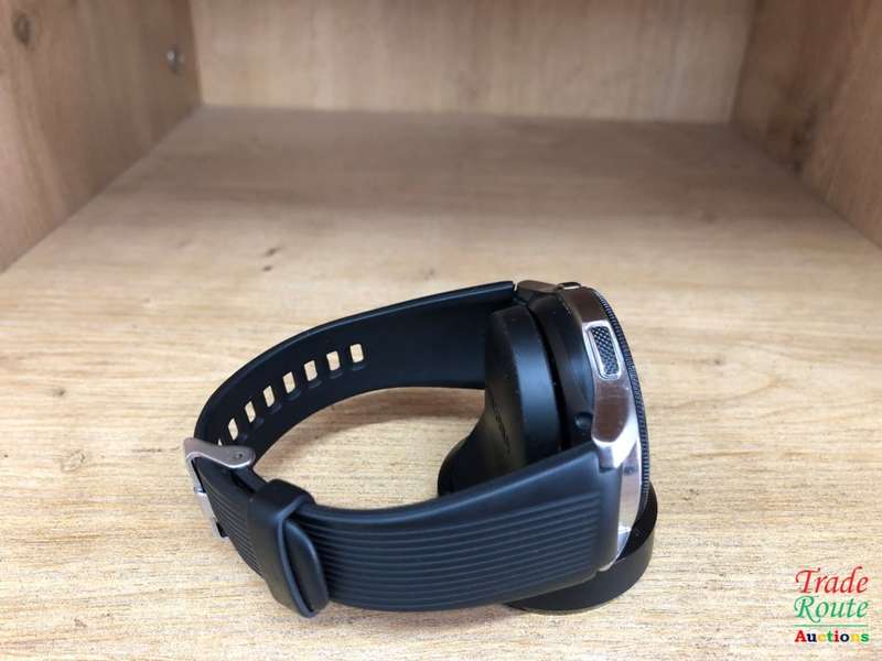 Samsung Galaxy 46mm Smart Watch Bluetooth SM-R800