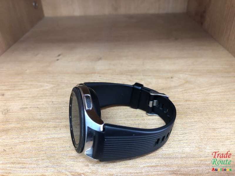Samsung Galaxy 46mm Smart Watch Bluetooth SM-R800