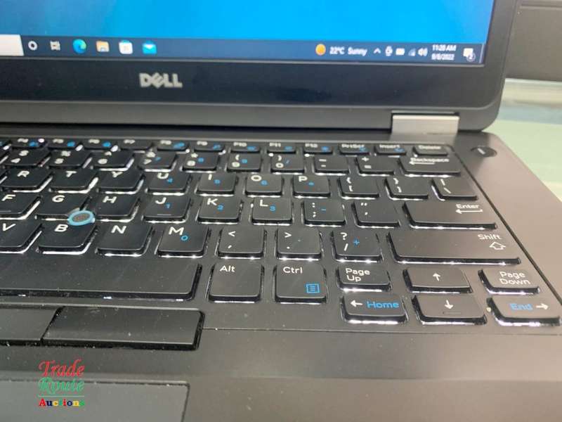 DELL LATITUDE E5470 LAPTOP | CORE i5 6300U 6th Gen 2.4GHz | 8GB RAM | 256GB SSD