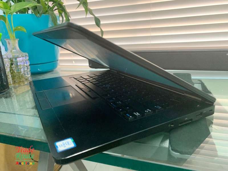DELL LATITUDE E5470 LAPTOP | CORE i5 6300U 6th Gen 2.4GHz | 8GB RAM | 256GB SSD