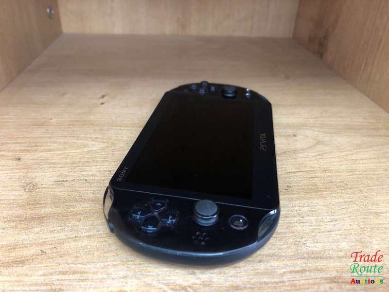 SONY PS Vita PlayStation Slim Model PCH-2016 WiFi Edition Touchscreen game console 12.7 cm (5")