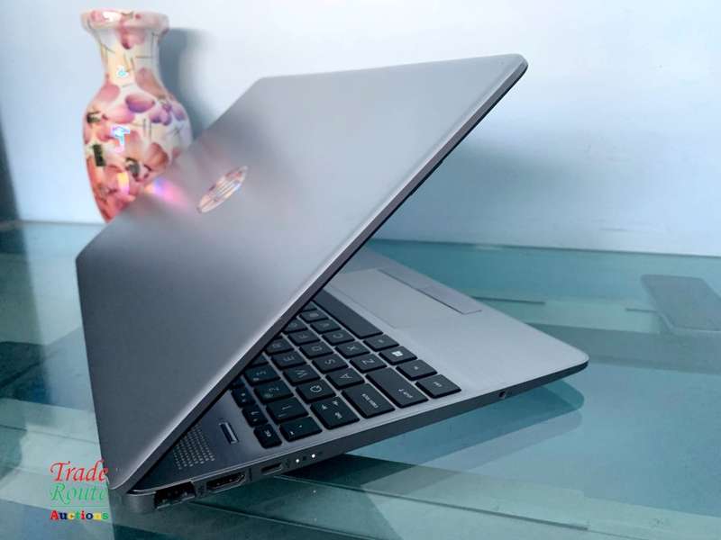 HP 250 G8 15.6 Inch Full HD Notebook | CORE i5 1135G7 11th Gen 2.4GHZ | 8GB RAM | 256GB SSD