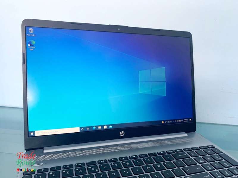 HP 250 G8 15.6 Inch Full HD Notebook | CORE i5 1135G7 11th Gen 2.4GHZ | 8GB RAM | 256GB SSD