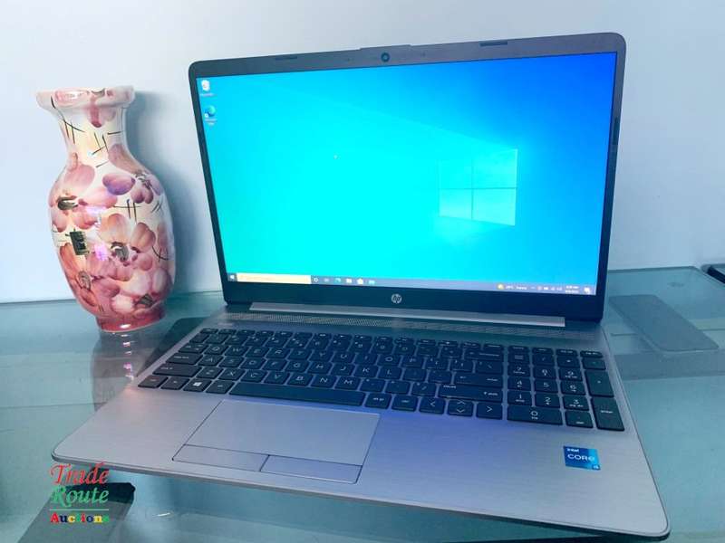 HP 250 G8 15.6 Inch Full HD Notebook | CORE i5 1135G7 11th Gen 2.4GHZ | 8GB RAM | 256GB SSD